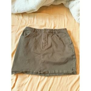 green denim skirt